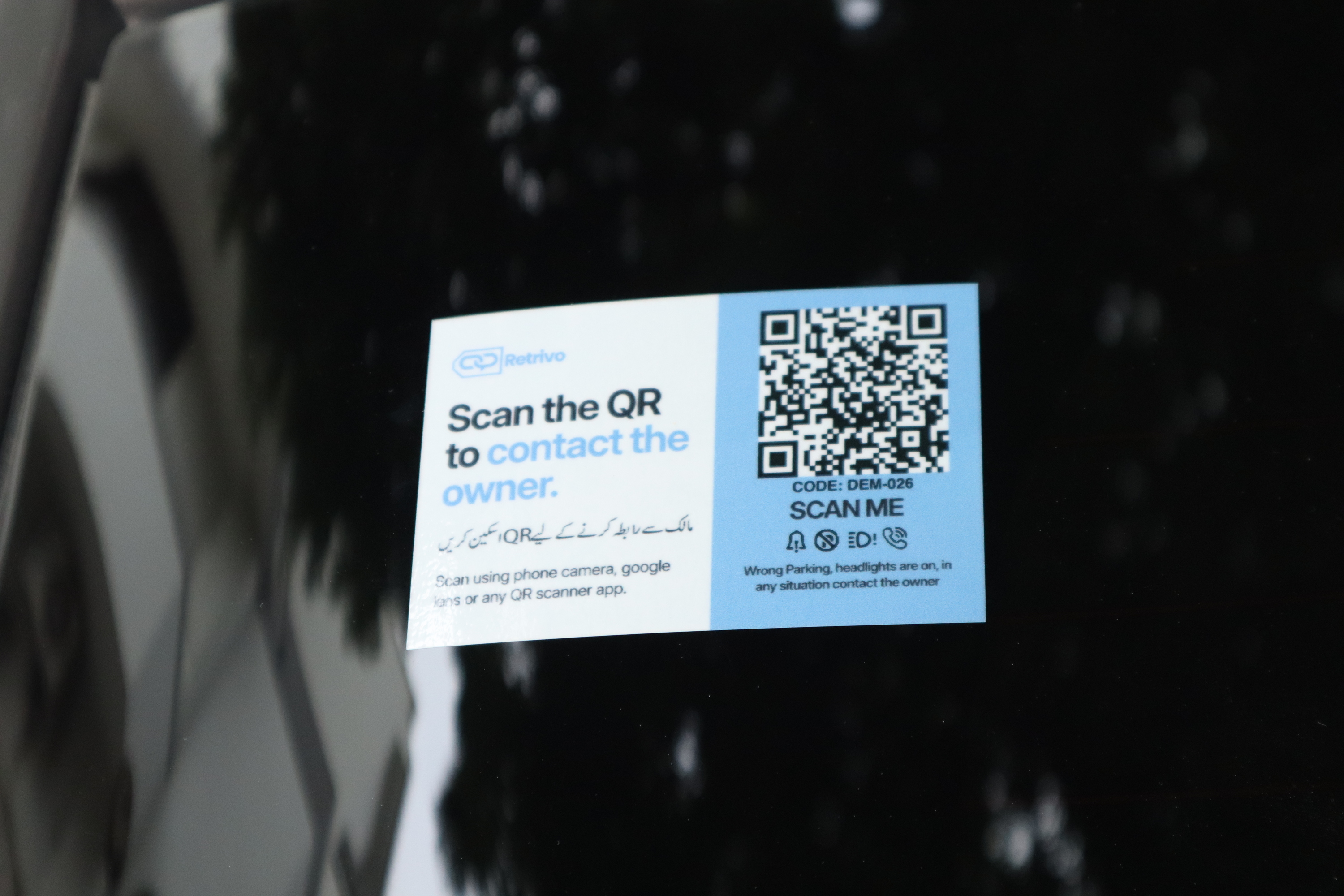 Retrivo on car dashboard thumbnail 2